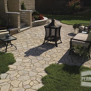 Paysagement d'une terrasse en pavé uni